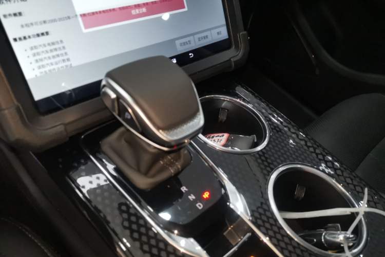 Used Hongqi HS3 PHEV 2024 PHEV 115km Jingwei Edition Gear Lever