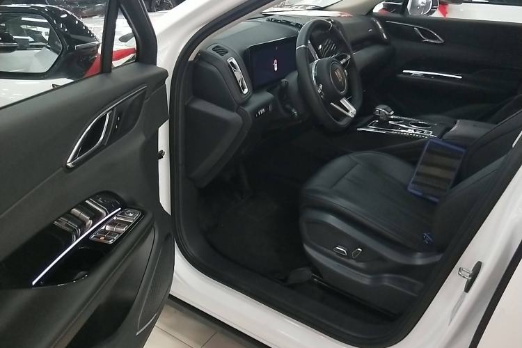 Used Hongqi HS3 PHEV 2024 PHEV 115km Jingwei Edition Interior 3