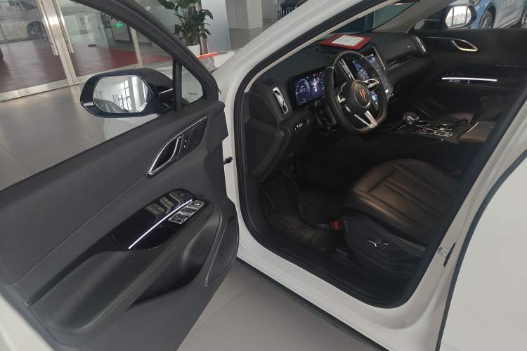 Used Hongqi HS3 PHEV 2024 PHEV 115km Jingwei Edition Interior 3
