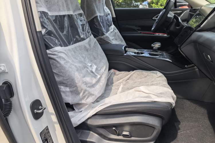 Used Hongqi HS3 PHEV 2024 PHEV 115km Jingwei Edition Interior 7