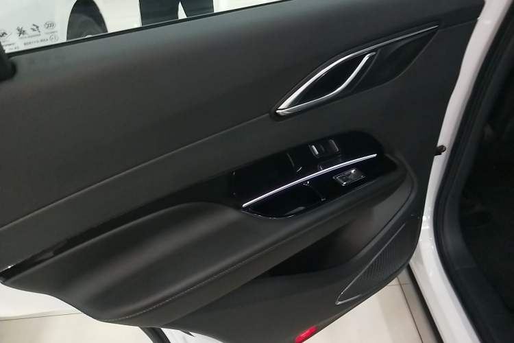 Used Hongqi HS3 PHEV 2024 PHEV 115km Jingwei Edition Interior 8
