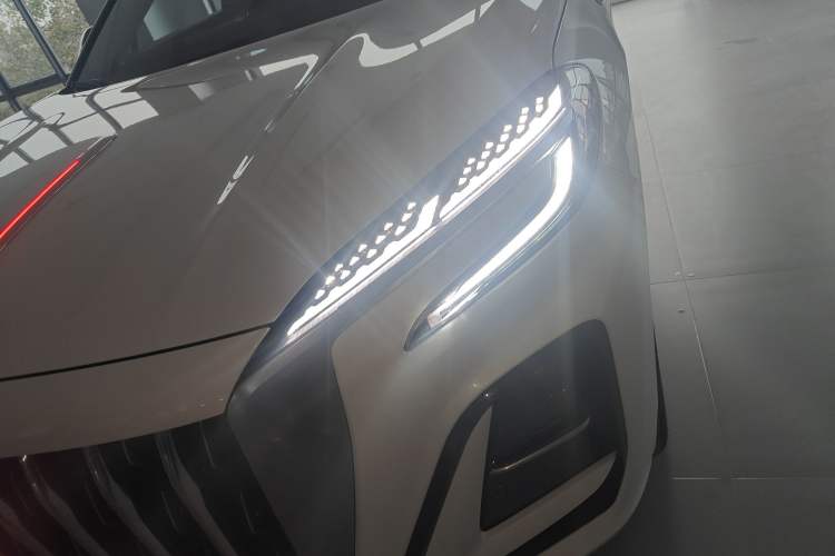 Used Hongqi HS3 PHEV 2024 PHEV 115km Jingwei Edition Left Front Headlight