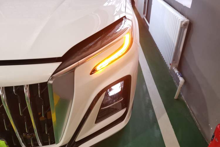 Used Hongqi HS3 PHEV 2024 PHEV 115km Jingwei Edition Left Front Headlight