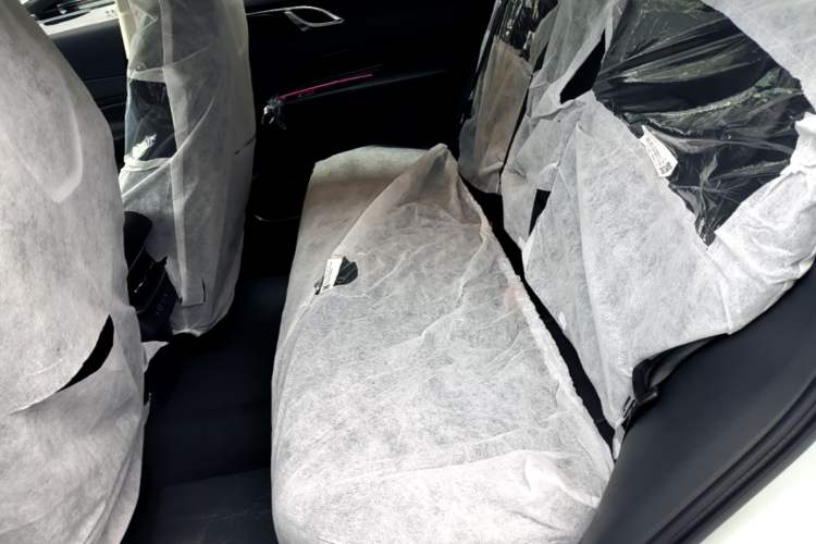 Used Hongqi HS3 PHEV 2024 PHEV 115km Jingwei Edition Left Rear Seat