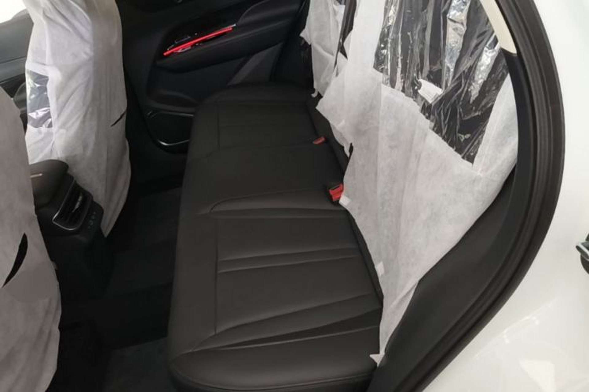 Used Hongqi HS3 PHEV 2024 PHEV 115km Jingwei Edition Left Rear Seat