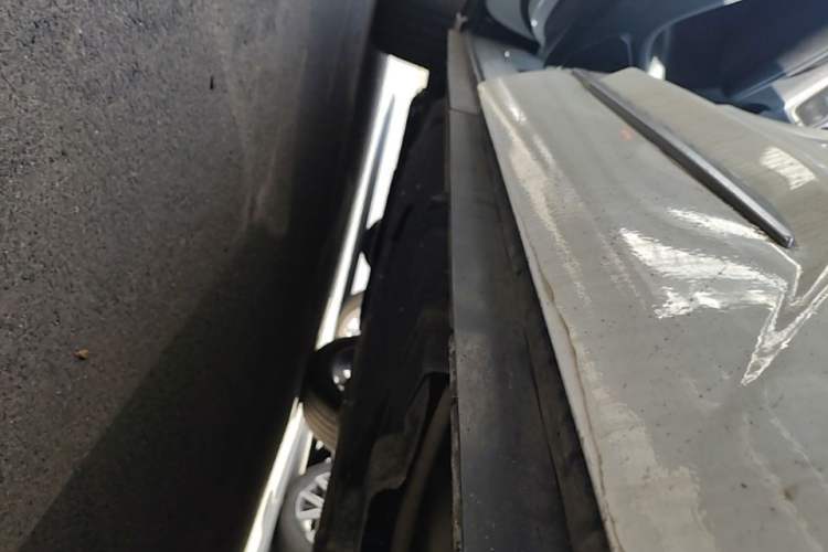 Used Hongqi HS3 PHEV 2024 PHEV 115km Jingwei Edition Left Side Sill