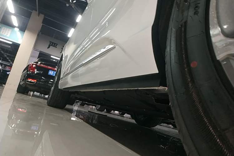 Used Hongqi HS3 PHEV 2024 PHEV 115km Jingwei Edition Left Side Sill