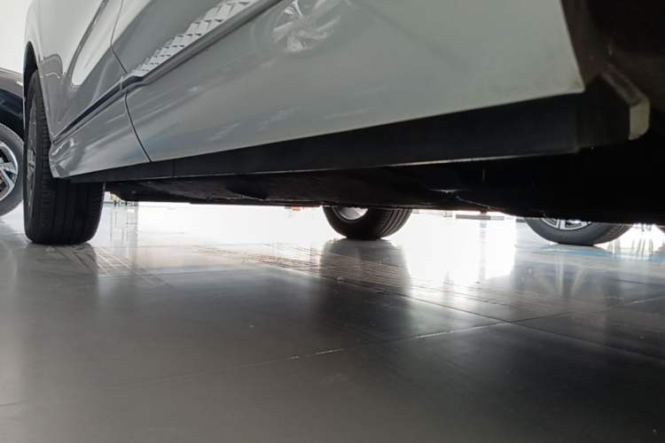 Used Hongqi HS3 PHEV 2024 PHEV 115km Jingwei Edition Left Side Sill