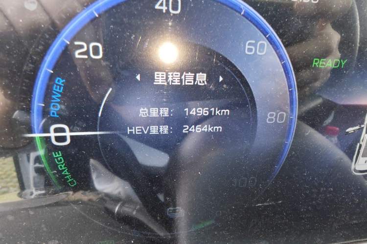 Used Hongqi HS3 PHEV 2024 PHEV 115km Jingwei Edition Odometer Close Up