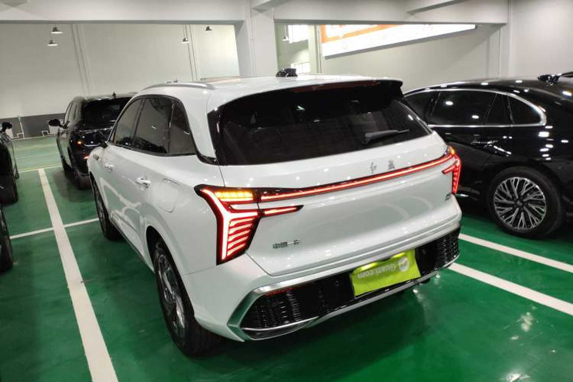 Used Hongqi HS3 PHEV 2024 PHEV 115km Jingwei Edition Rear Left 45 Deg