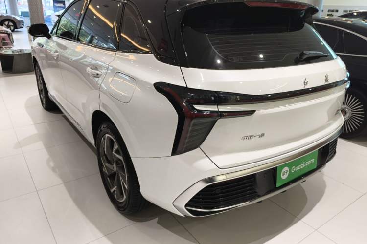 Used Hongqi HS3 PHEV 2024 PHEV 115km Jingwei Edition Rear Left 45 Deg
