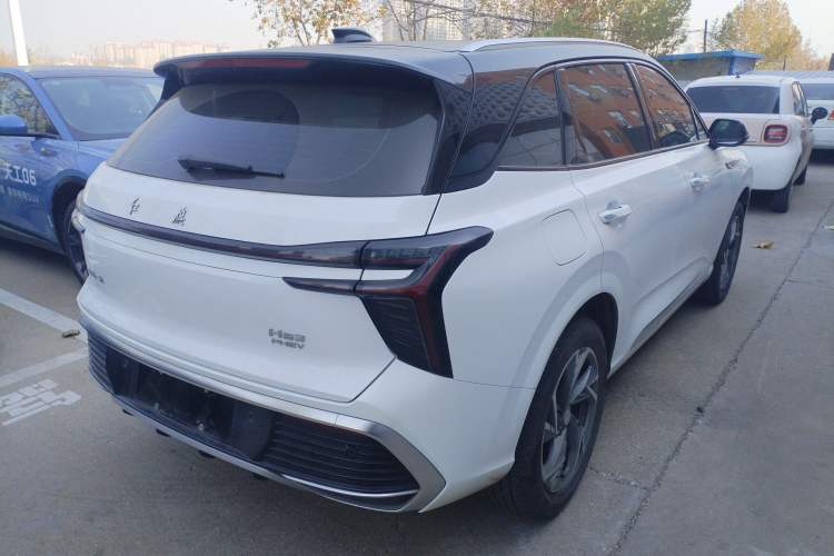 Used Hongqi HS3 PHEV 2024 PHEV 115km Jingwei Edition Rear Right 45 Deg