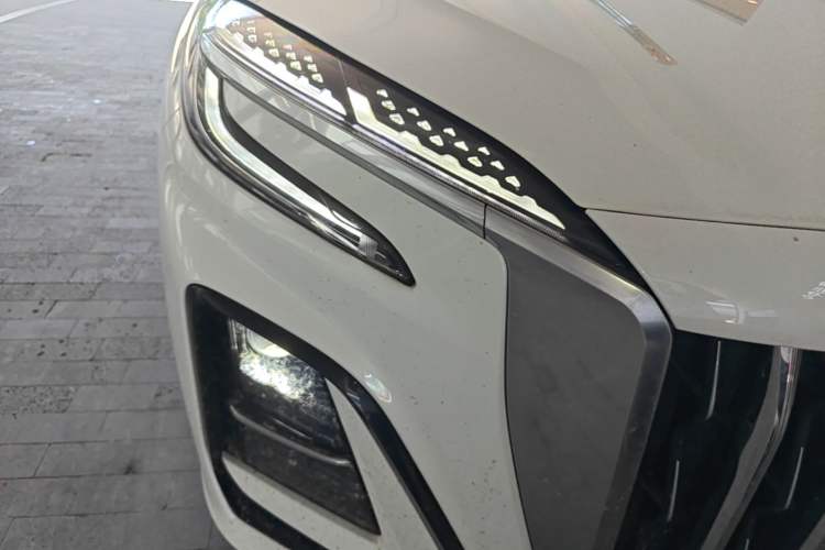 Used Hongqi HS3 PHEV 2024 PHEV 115km Jingwei Edition Right Front Headlight
