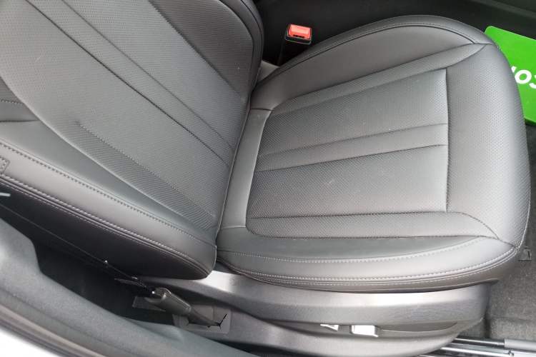 Used Hongqi HS3 PHEV 2024 PHEV 115km Jingwei Edition Right Front Seat