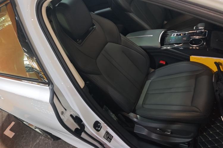 Used Hongqi HS3 PHEV 2024 PHEV 115km Jingwei Edition Right Front Seat