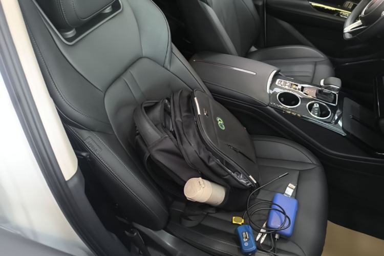 Used Hongqi HS3 PHEV 2024 PHEV 115km Jingwei Edition Right Front Seat