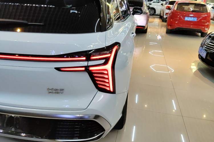Used Hongqi HS3 PHEV 2024 PHEV 115km Jingwei Edition Right Rear Taillight