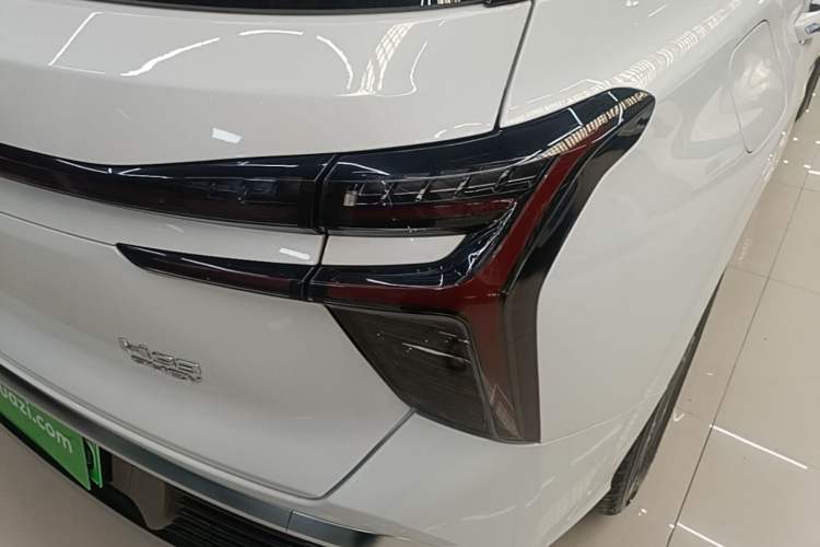 Used Hongqi HS3 PHEV 2024 PHEV 115km Jingwei Edition Right Rear Taillight
