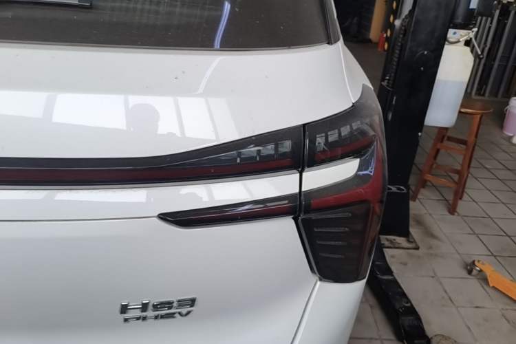 Used Hongqi HS3 PHEV 2024 PHEV 115km Jingwei Edition Right Rear Taillight