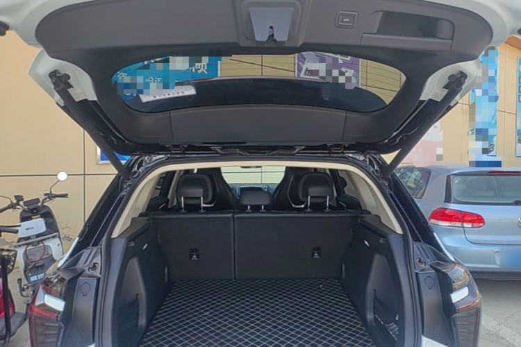 Used Hongqi HS3 PHEV 2024 PHEV 115km Jingwei Edition Trunk