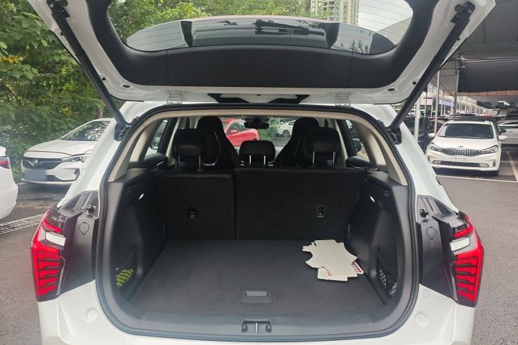 Used Hongqi HS3 PHEV 2024 PHEV 115km Jingwei Edition Trunk