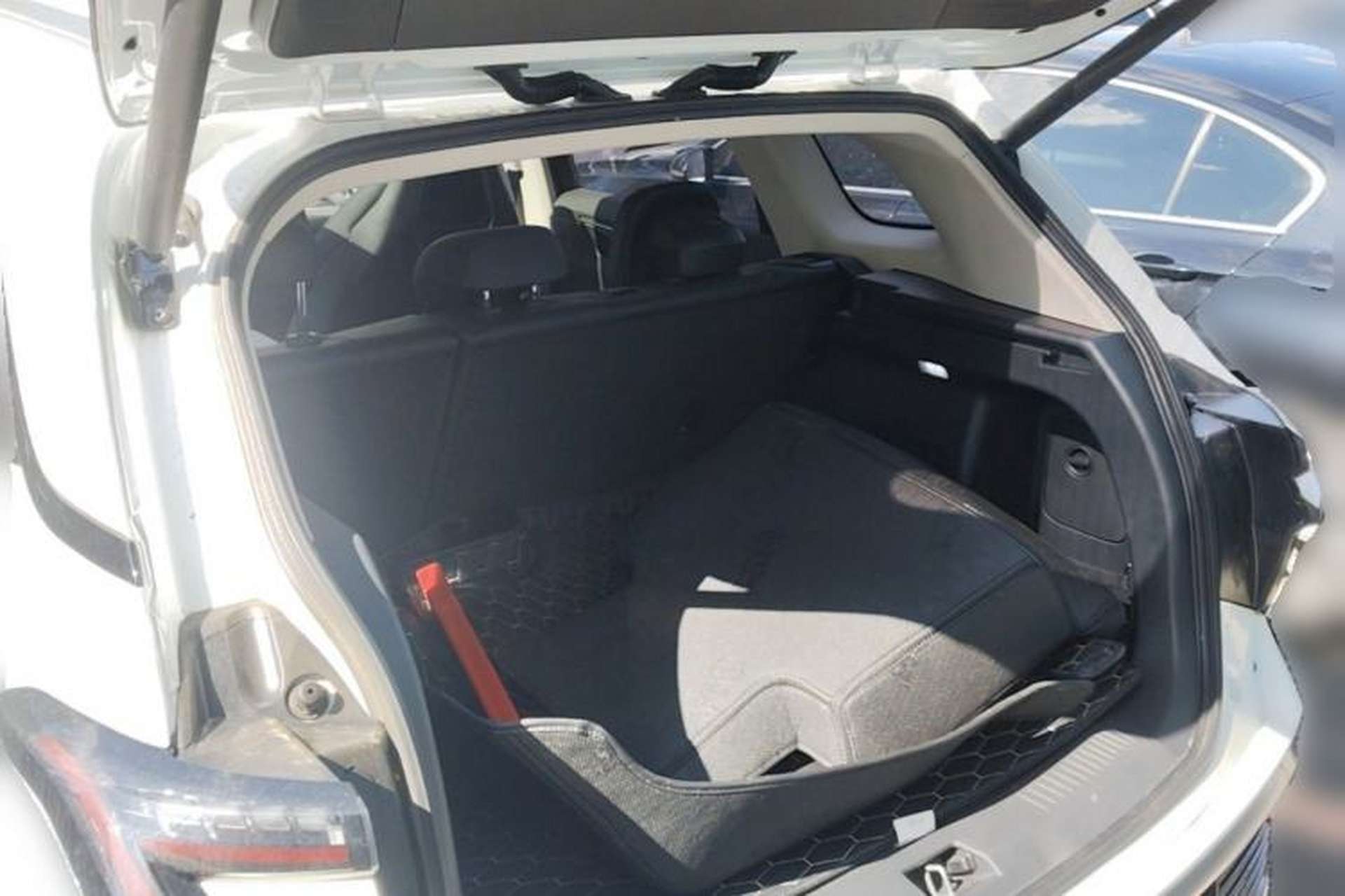 Used Hongqi HS3 PHEV 2024 PHEV 115km Jingwei Edition Trunk