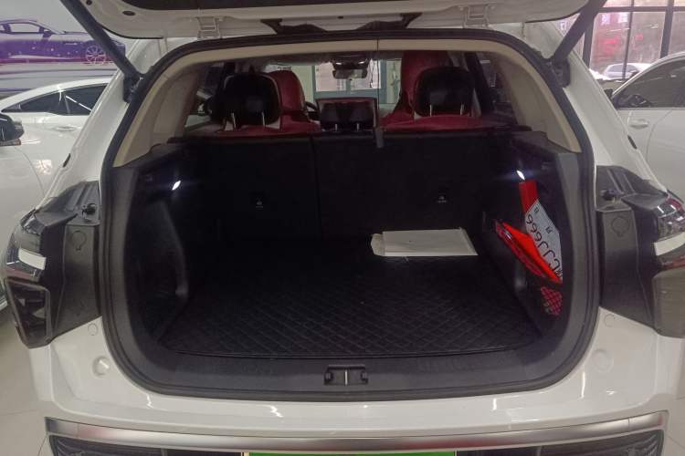 Used Hongqi HS3 PHEV 2024 PHEV 115km Jingwei Edition Trunk