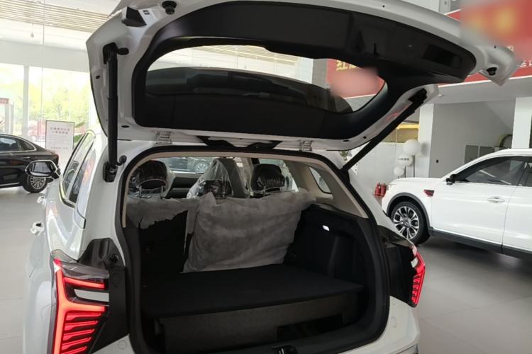 Used Hongqi HS3 PHEV 2024 PHEV 115km Jingwei Edition Trunk