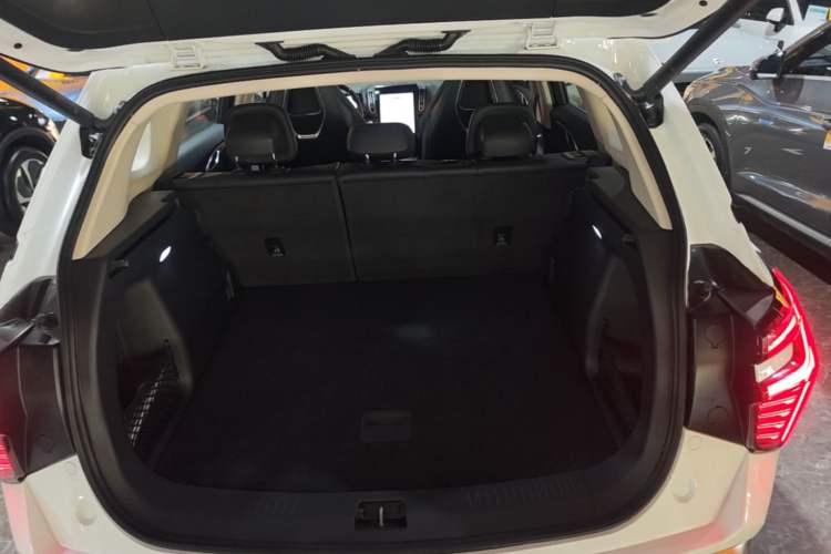 Used Hongqi HS3 PHEV 2024 PHEV 115km Jingwei Edition Trunk