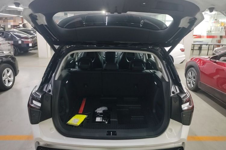 Used Hongqi HS3 PHEV 2024 PHEV 115km Jingwei Edition Trunk