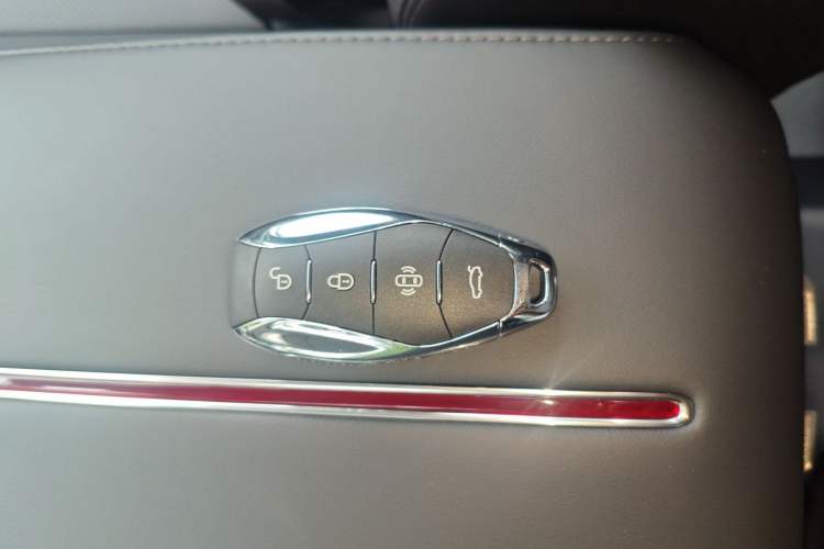 Used Hongqi HS3 PHEV 2024 PHEV 115km Jingwei Edition Vehicle Key