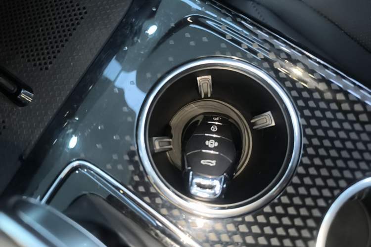 Used Hongqi HS3 PHEV 2024 PHEV 115km Jingwei Edition Vehicle Key
