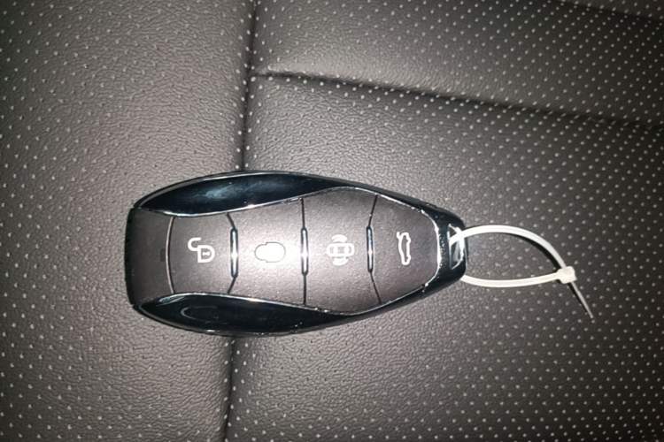 Used Hongqi HS3 PHEV 2024 PHEV 115km Jingwei Edition Vehicle Key