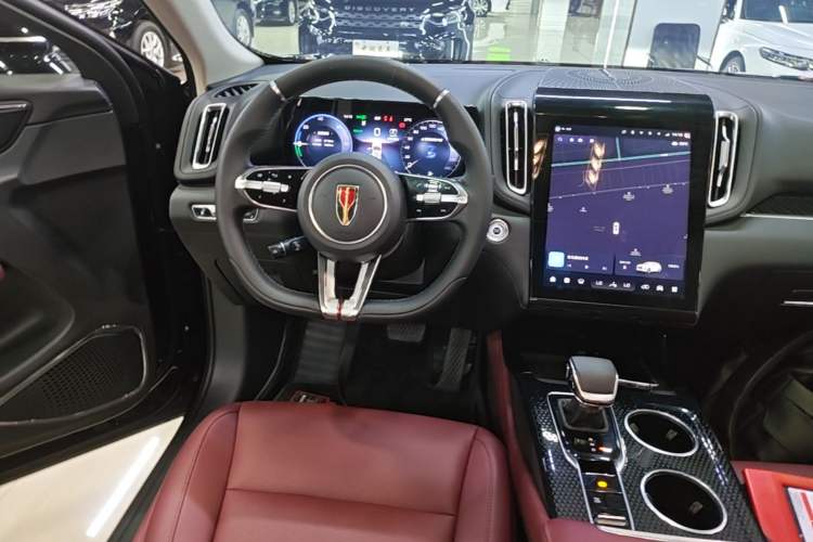 Used Hongqi HS3 PHEV 2025 Model 125km Jingwei 2 Millionth Anniversary Edition Audio And AC Panel