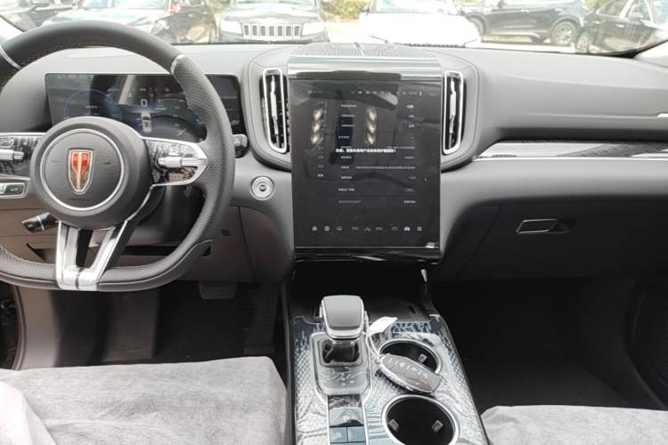 Used Hongqi HS3 PHEV 2025 Model 125km Jingwei 2 Millionth Anniversary Edition Audio And AC Panel