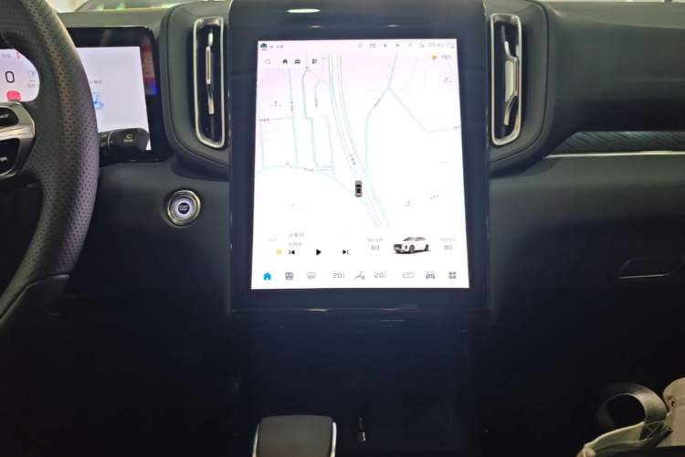 Used Hongqi HS3 PHEV 2025 Model 125km Jingwei 2 Millionth Anniversary Edition Audio And AC Panel