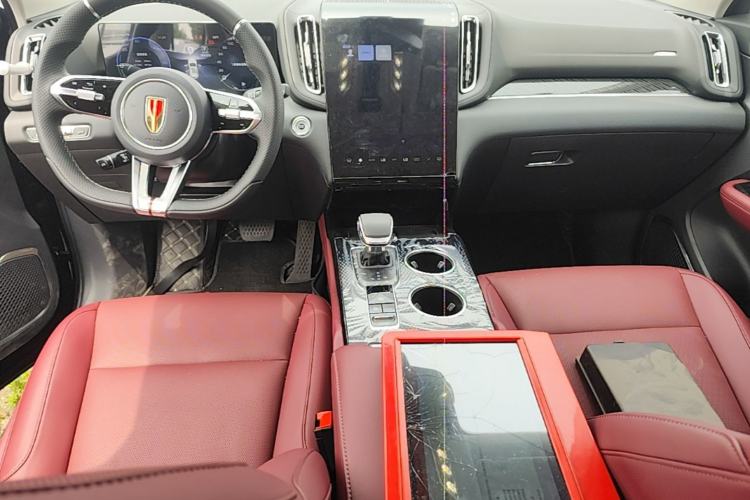 Used Hongqi HS3 PHEV 2025 Model 117km Jingwei Edition Center Console