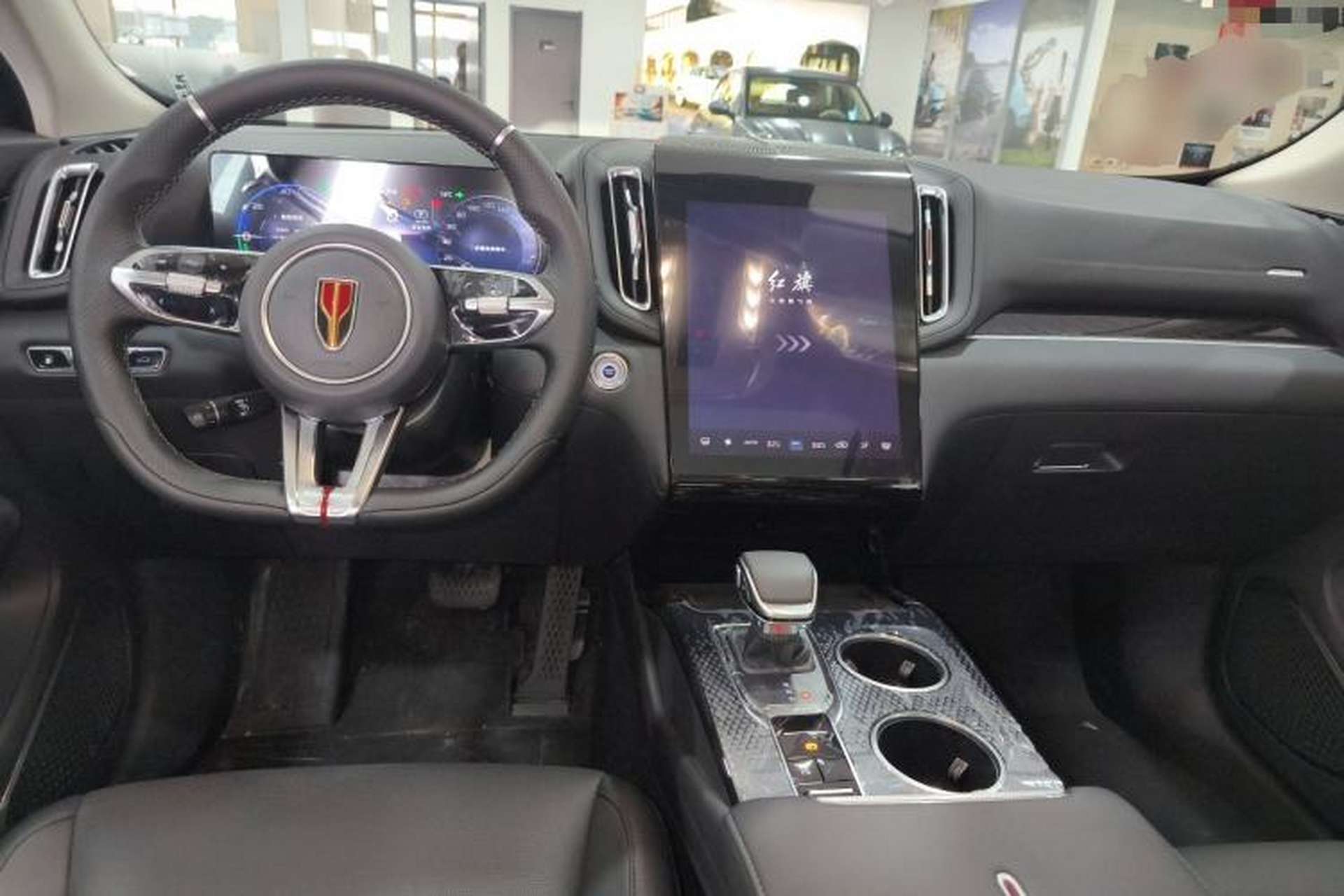 Used Hongqi HS3 PHEV 2025 Model 117km Jingwei Edition Center Console