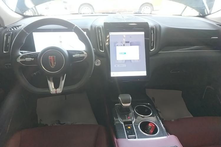 Used Hongqi HS3 PHEV 2025 Model 125km Jingwei 2 Millionth Anniversary Edition Center Console