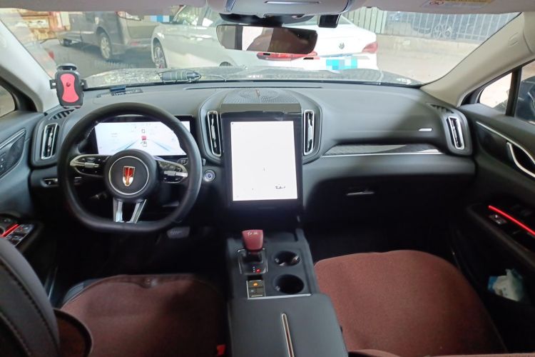 Used Hongqi HS3 PHEV 2025 Model 125km Jingwei 2 Millionth Anniversary Edition Center Console