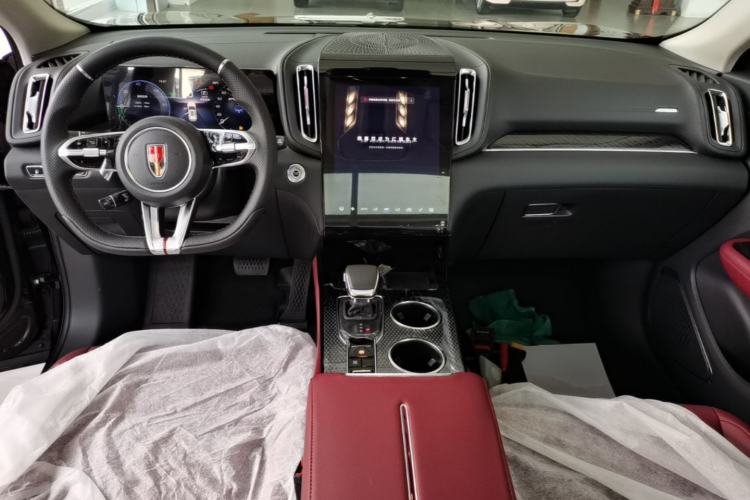 Used Hongqi HS3 PHEV 2025 Model 125km Jingwei PLUS 2 Millionth Anniversary Edition Center Console