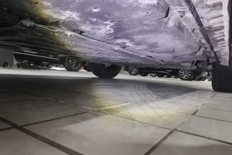 Used Hongqi HS3 PHEV 2025 Model PHEV 117km Jingwei PLUS Edition Chassis Rear Left