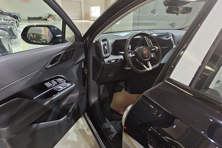 Used Hongqi HS3 PHEV 2025 Model 125km Jingwei PLUS 2 Millionth Anniversary Edition Driver Seat