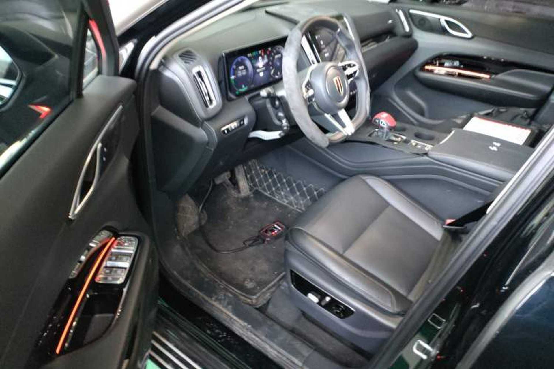 Used Hongqi HS3 PHEV 2025 Model 125km Jingwei PLUS 2 Millionth Anniversary Edition Driver Seat