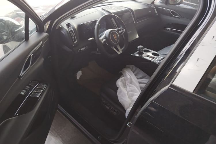 Used Hongqi HS3 PHEV 2025 Model 117km Jingwei Edition Driver Seat