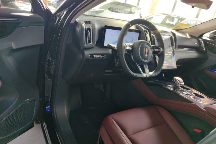 Used Hongqi HS3 PHEV 2025 Model PHEV 117km Jingwei PLUS Edition Driver Seat