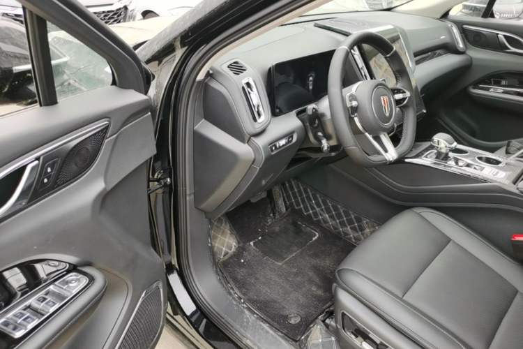 Used Hongqi HS3 PHEV 2025 Model 117km Jingwei Edition Driver Seat