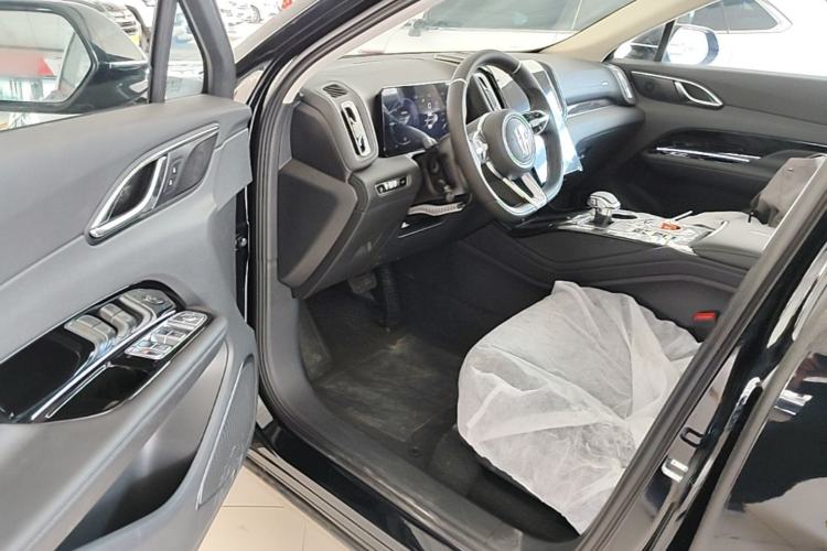 Used Hongqi HS3 PHEV 2025 Model PHEV 117km Jingwei PLUS Edition Driver Seat