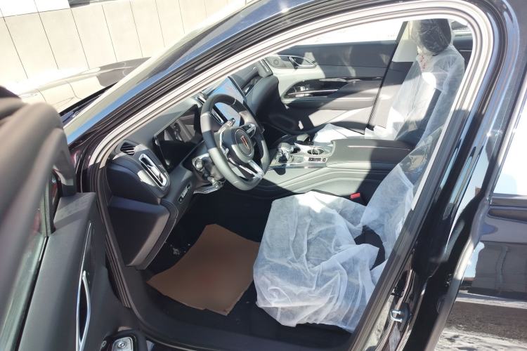 Used Hongqi HS3 PHEV 2025 Model 125km Jingwei 2 Millionth Anniversary Edition Driver Seat