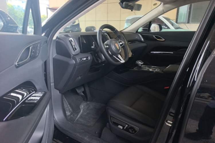 Used Hongqi HS3 PHEV 2025 Model PHEV 117km Jingwei PLUS Edition Driver Seat